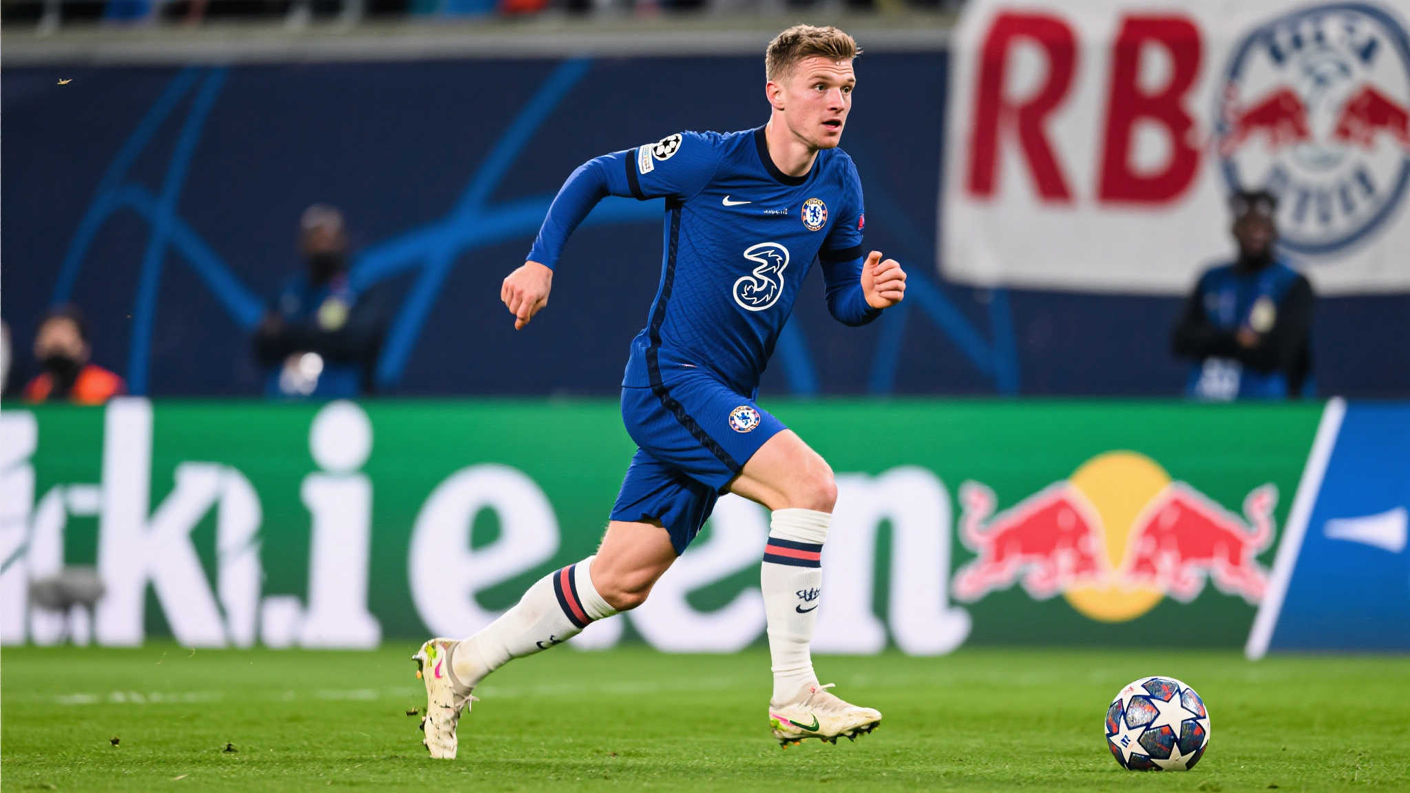 德甲转会费排行榜:登贝莱以1.35亿欧元领衔 德甲转会费排行榜:登贝莱以1.35亿欧元领衔